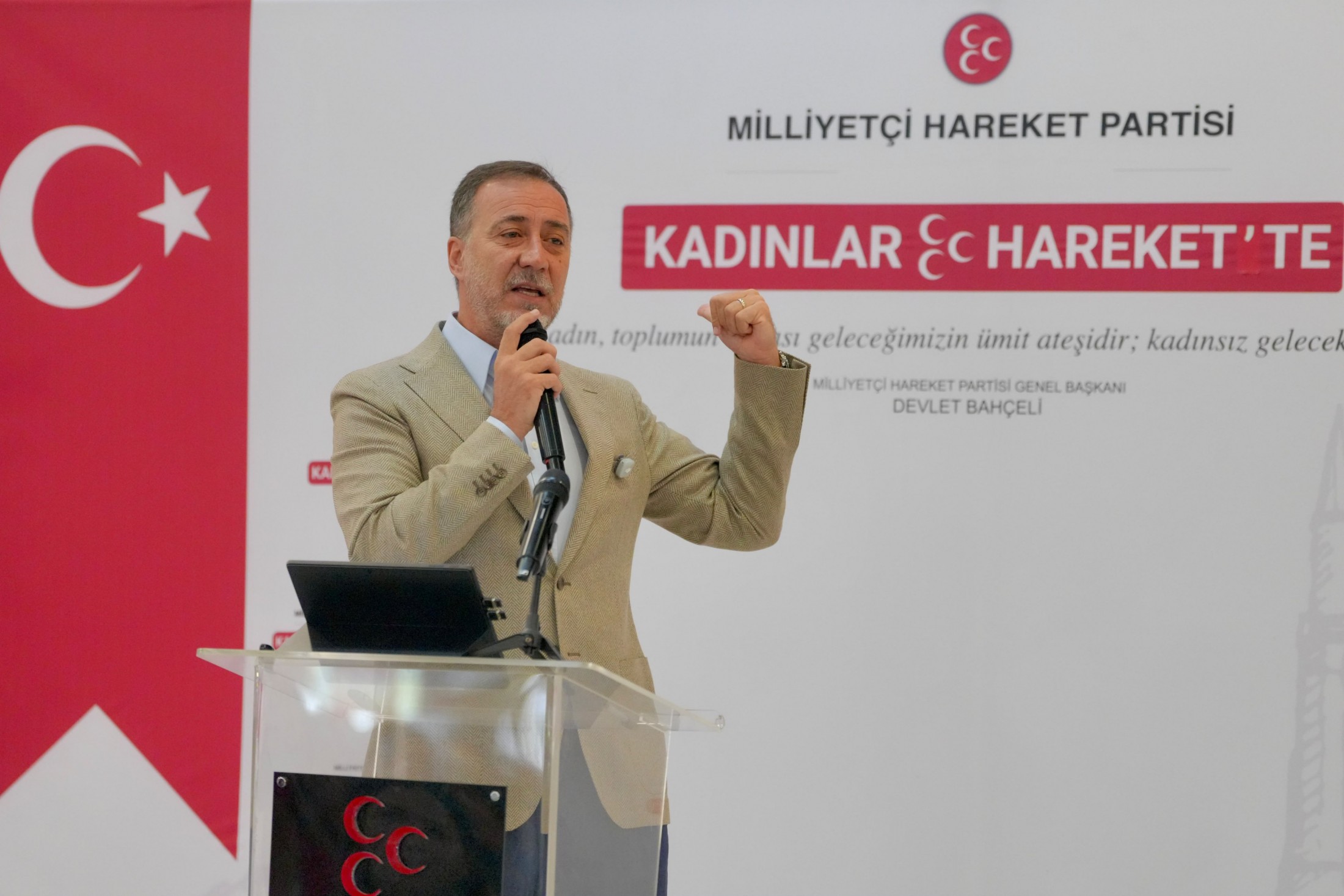 Kadınlar Hareket'te